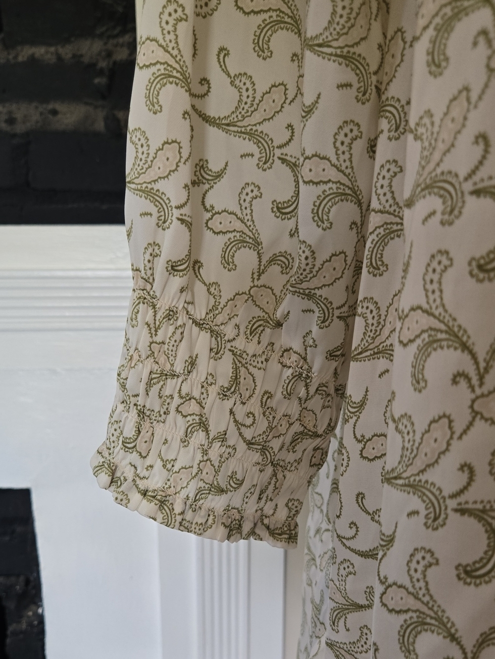 Ann Taylor Smocked Floral Peasant Top in Cream and Olive - Picture 3 of 6
